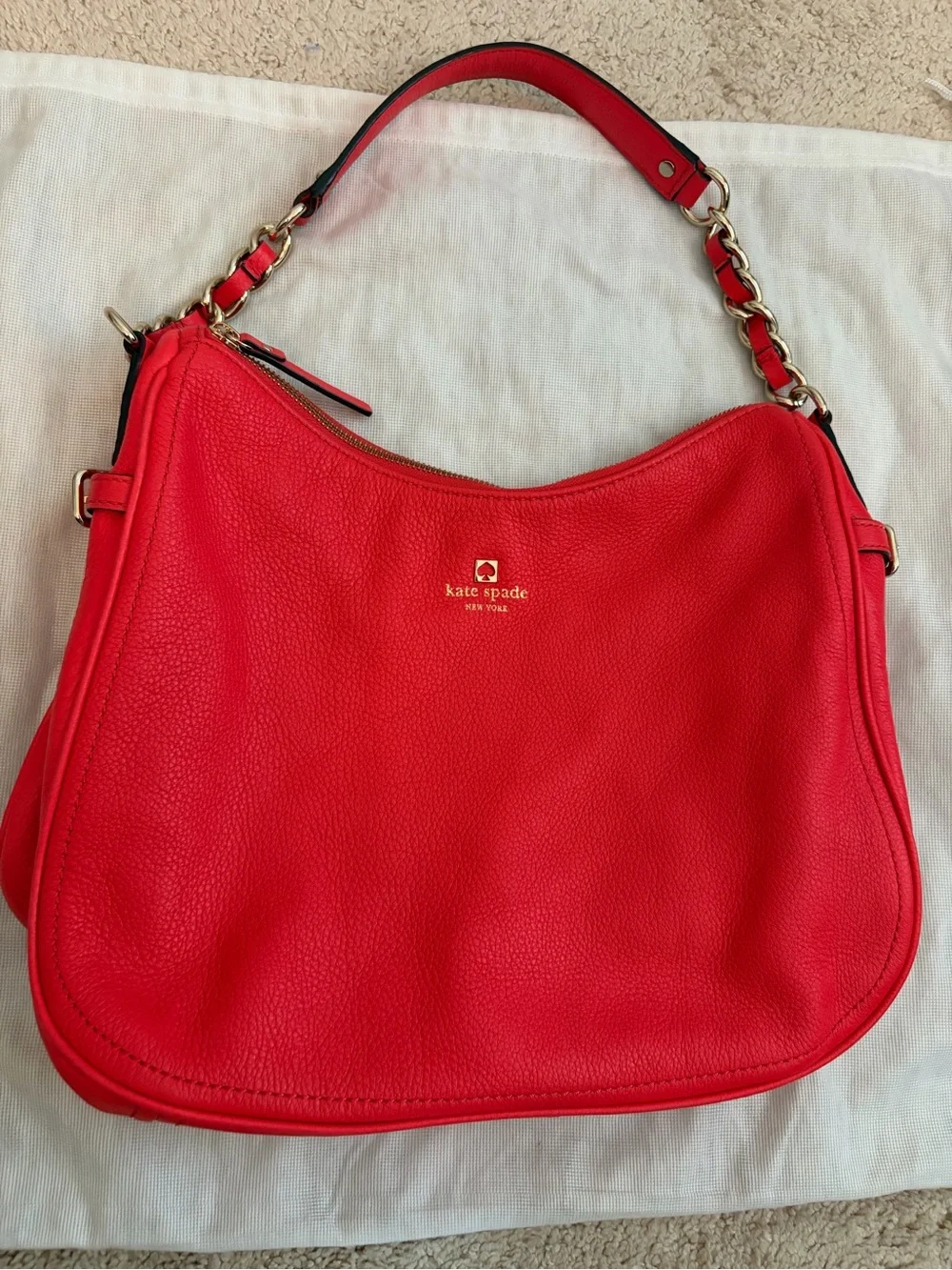 Kate Spade Pine Street Finley Hobo Bag Pebbled Leather Geranium Red Dust Bag EUC